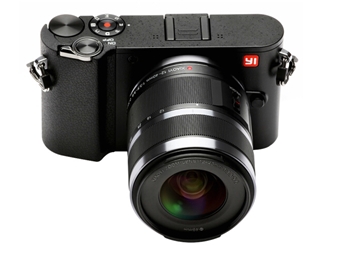 小蚁（YI）微单相机M1黑色变焦镜头套装 2016万像素相机 4K相机 时尚轻便可换镜头相机 （变焦12-40mmF3.5-5.6镜头）