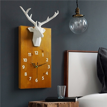 鹿头挂钟北欧简约创意静音时钟客厅卧室墙面装饰挂表实木壁挂钟表
