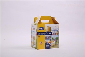 包邮乐扣保鲜盒透明食品盒塑料长方形饭盒密封盒冰箱厨房收纳盒 密封性好倒置不漏水，采用安全健康PP5（聚丙烯树脂）使用温度零下20度-120度左右。